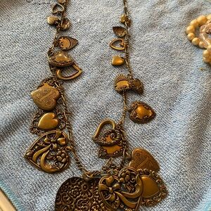 Antique-Style Gold Heart Charm Necklace - Layered Heart Pendant Necklace. Vint